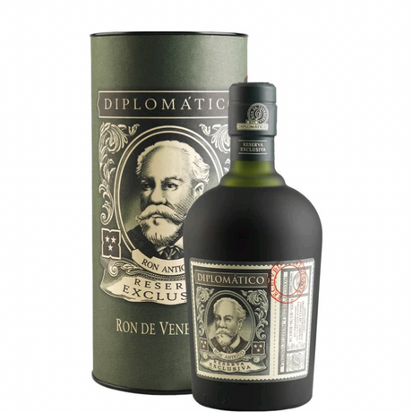 Bouteille de Diplomático 12 ans réserve exclusive avec étui