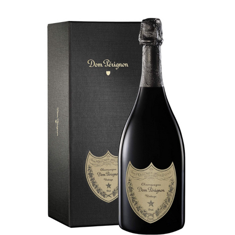 Bouteille de Dom Pérignon Millésime 2015 avec étui